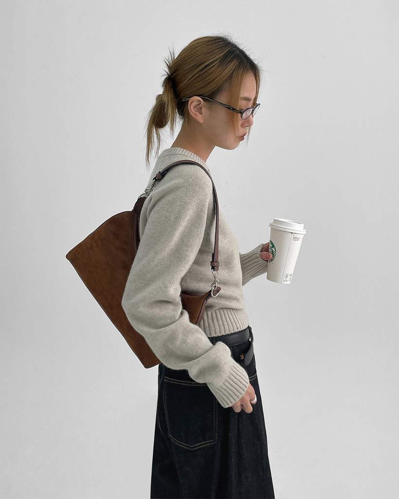 ORIGINAL] Vネックニット (ウール50％) | ファッション通販サイト NUGU