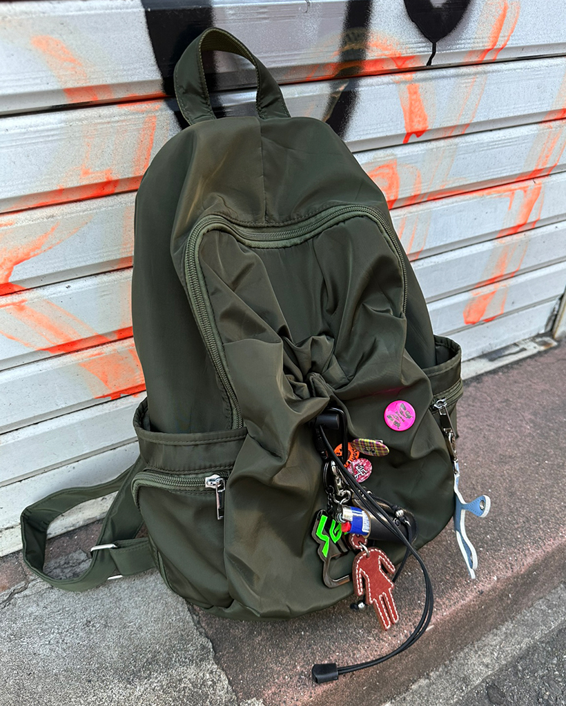 ドローコードポイントマルチポケットリュック