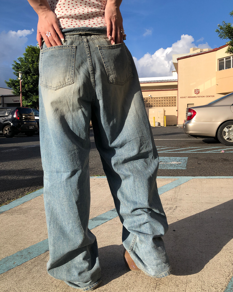 2色 デニムパンツ ウォッシュ ワイドレッグ フレア ストリート 4 ストラップベルトウォッシュワイドデニムパンツ | ファッション