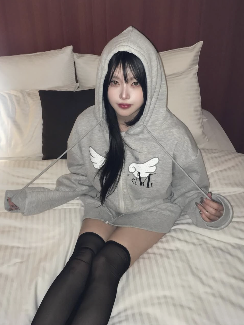 SYLPH DOT ANGEL HOOD ZIP-UP UNISEX (2Color)