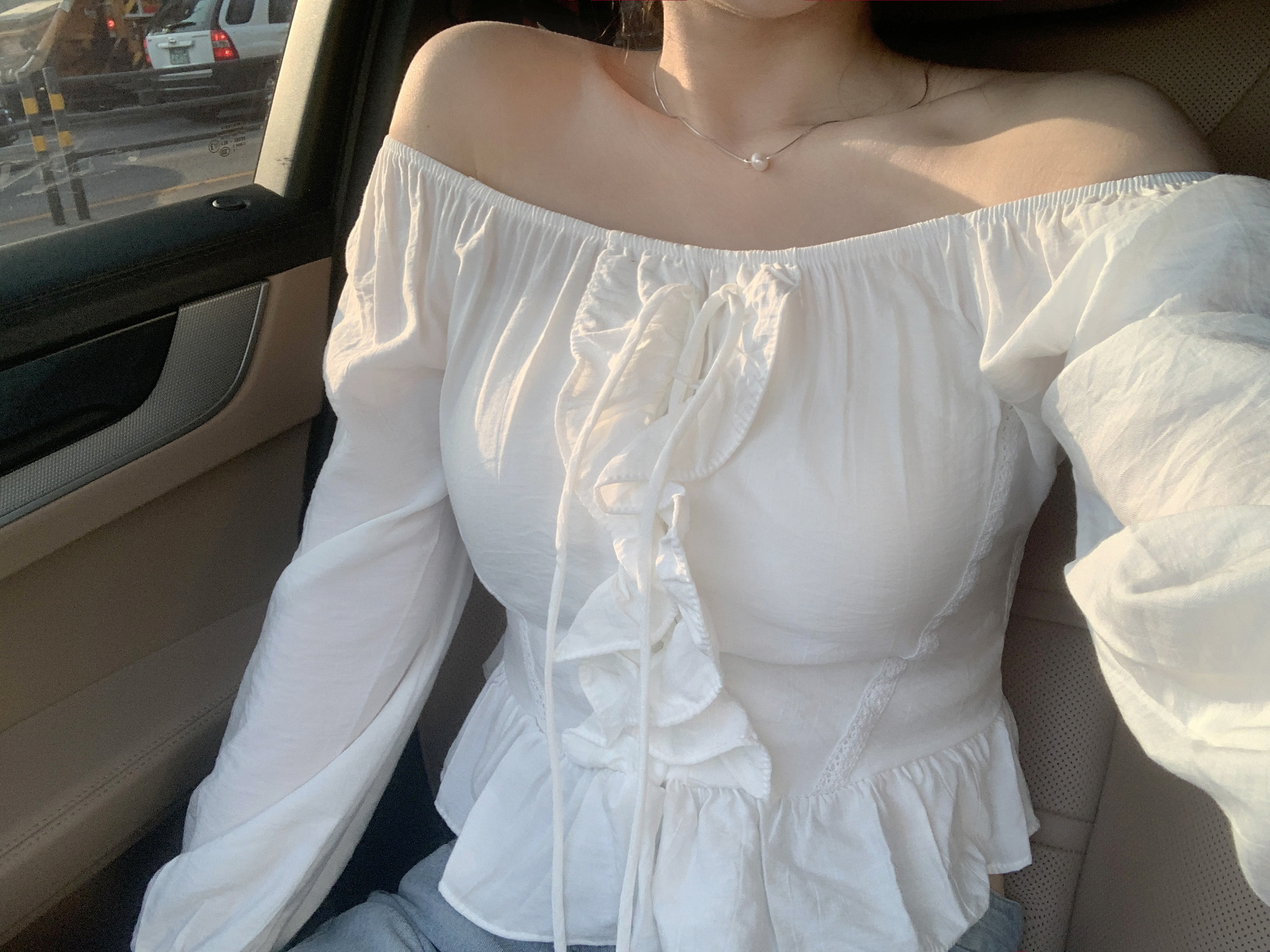 2way]フリルオフショルブラウス | ファッション通販サイト NUGU