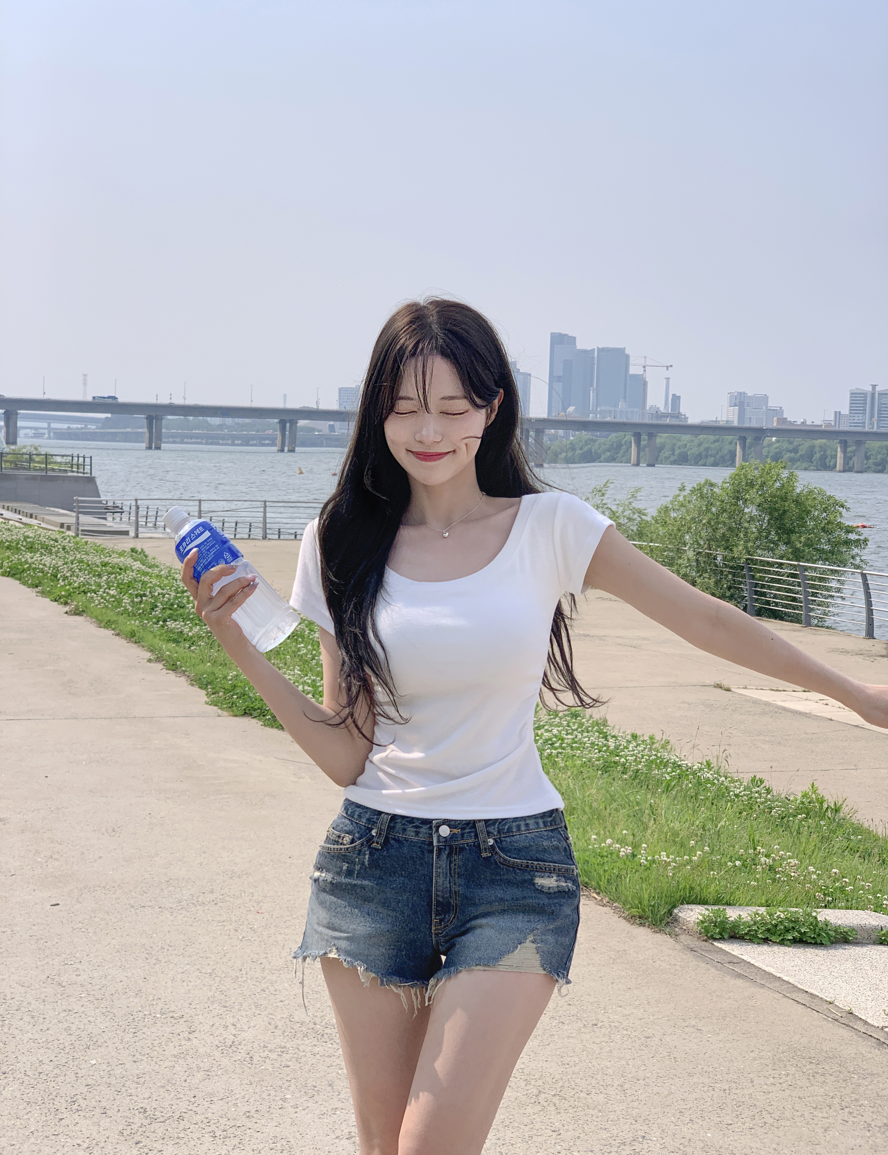 ダメージデニムショートパンツ | ファッション通販サイト NUGU