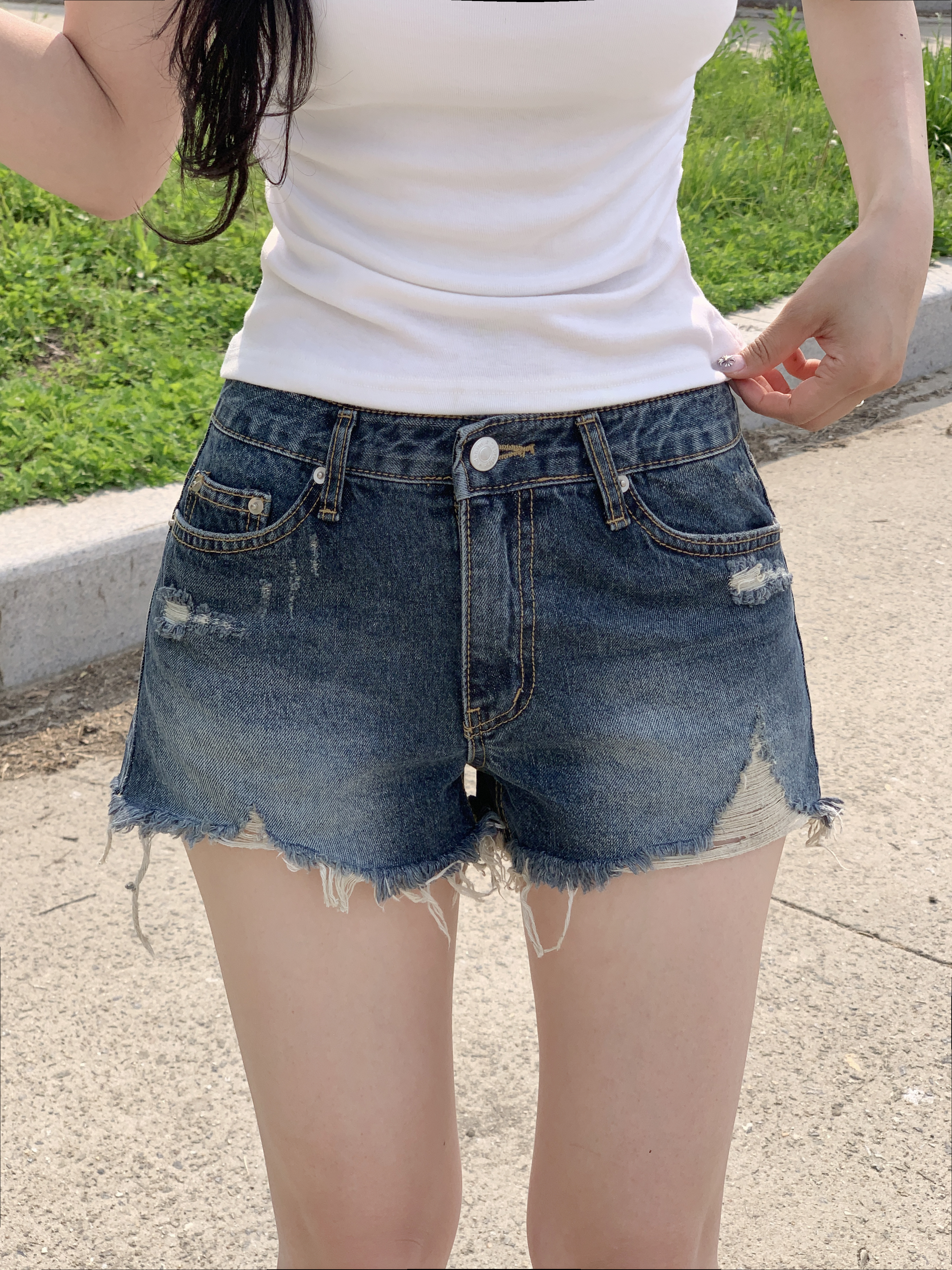 ダメージデニムショートパンツ | ファッション通販サイト NUGU