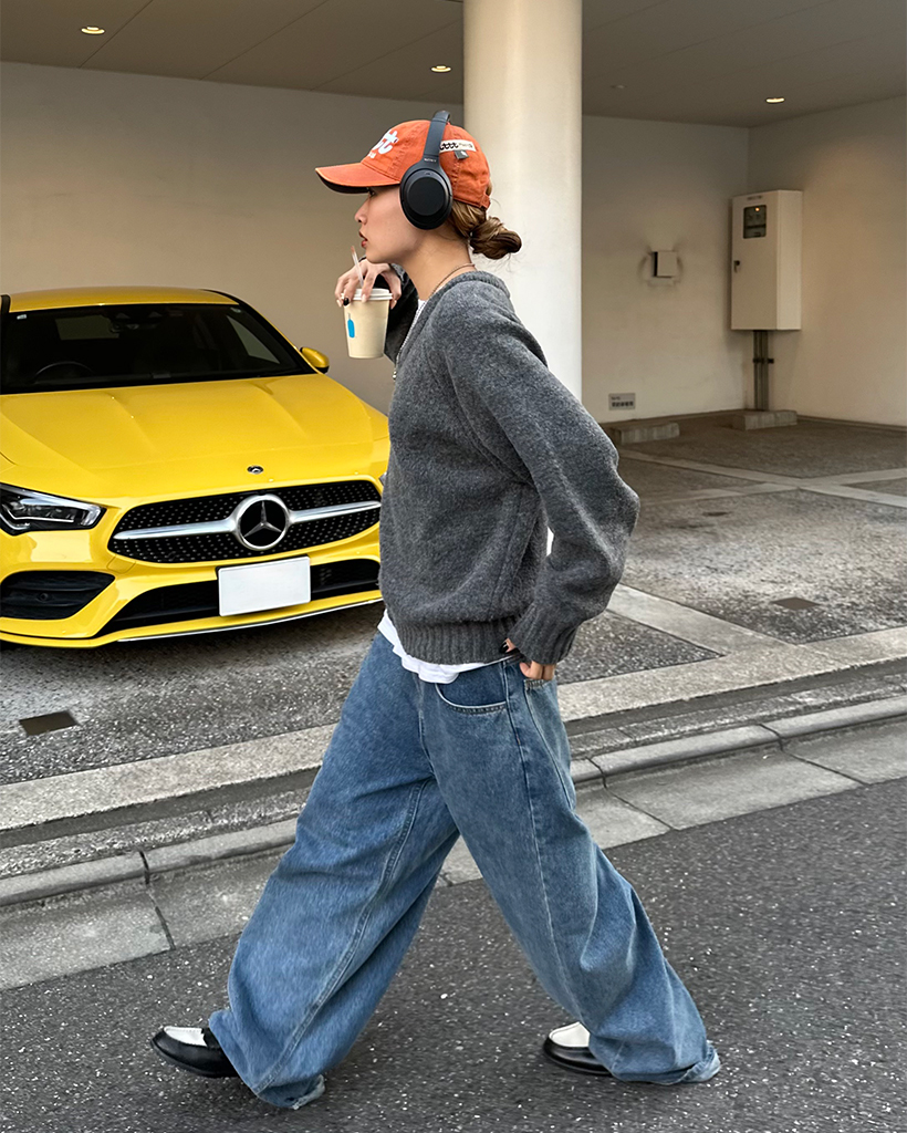 Ｖネックラグランショルダーニット