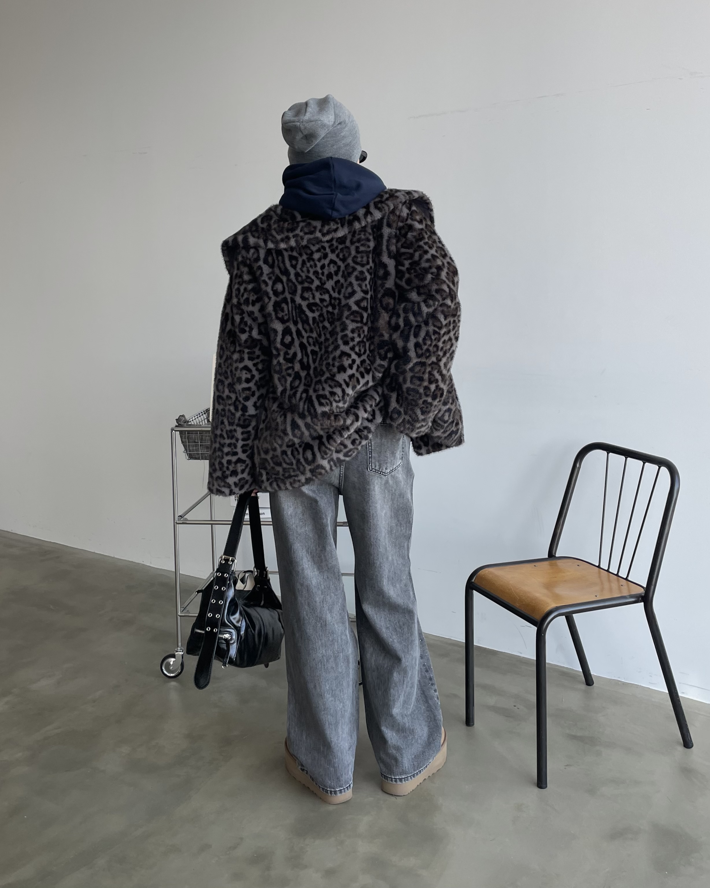 【BIMBA Y LOLA】ストーン装飾ジーパン BIMBA Y LOLA】ストーン装飾ジーパン ボトムス（レディース）