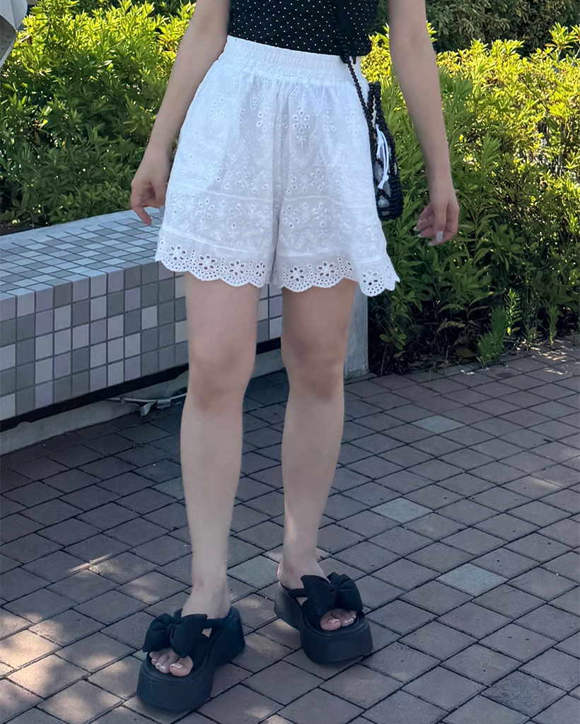 レースショートパンツ デイジーレースパンチングショートパンツ | ファッション通販