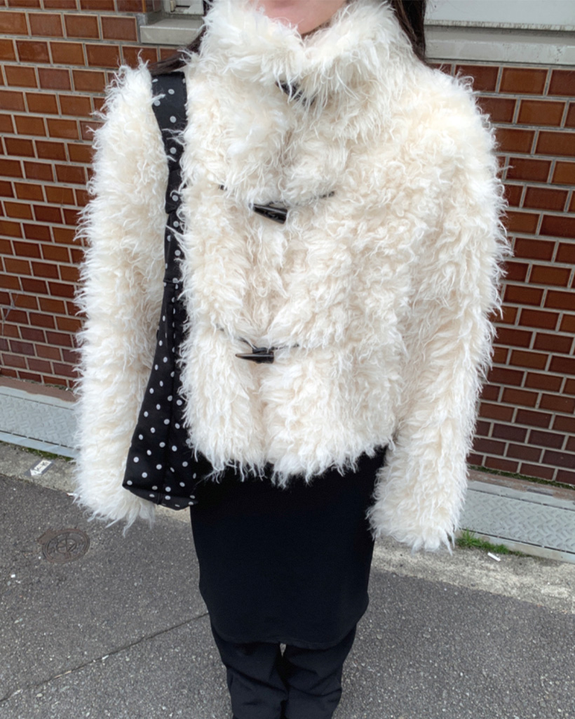 ダッフルボタンポイントファージャケット