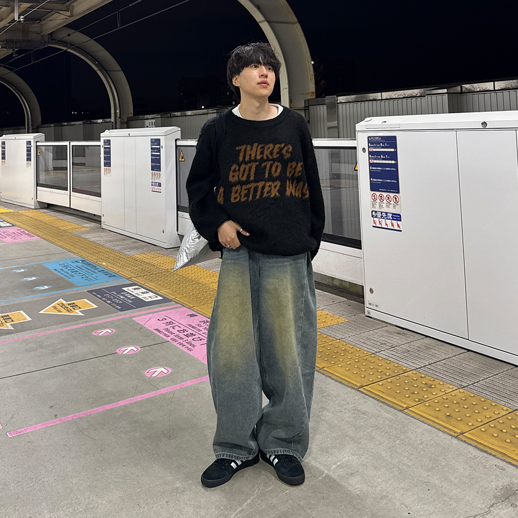 BEST 50](ユニセックス) ブラッシュレタリングニット