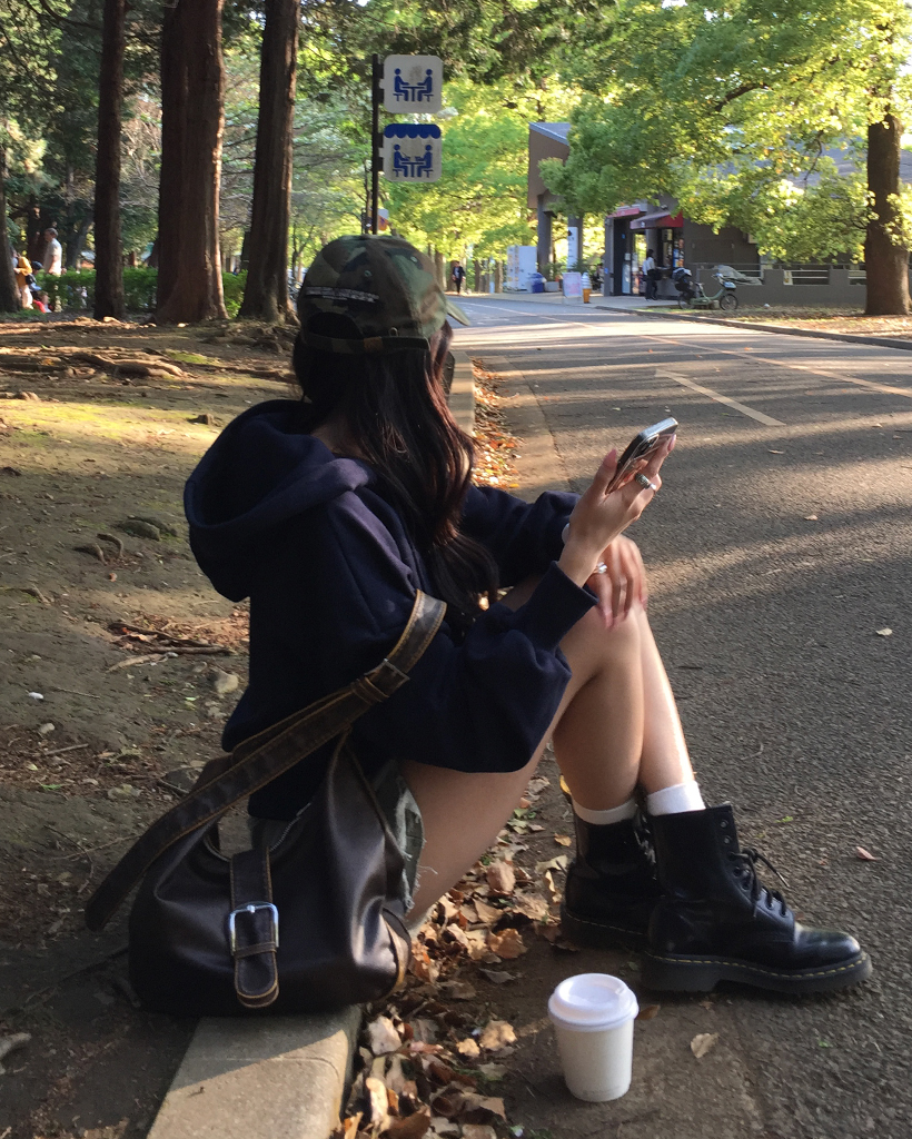 シンプルクロップドダブルジップパーカー | ファッション通販サイト NUGU