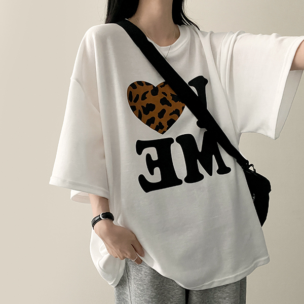 ラブヒョウ柄オーバーサイズ半袖Tシャツ | ファッション通販