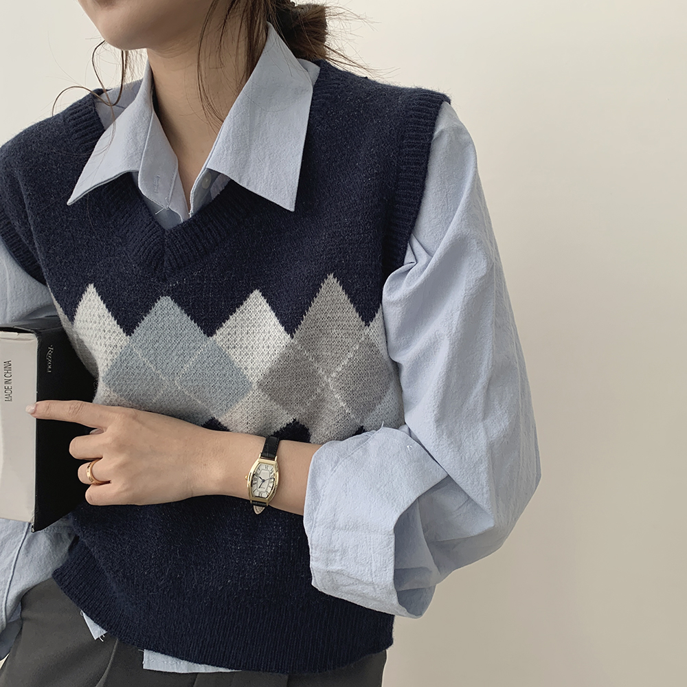 【希少】90s BURBERRY ウール アーガイル ベスト ネイビー 紺 7 ブランド通販サイト アーガイル ウール BURBERRY 希少】90s