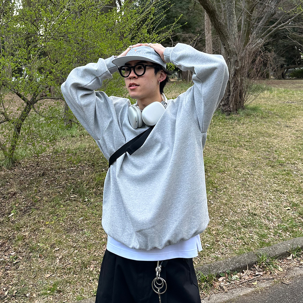 NERV フード付きスウェット 黒 NERV フード付きスウェット 黒