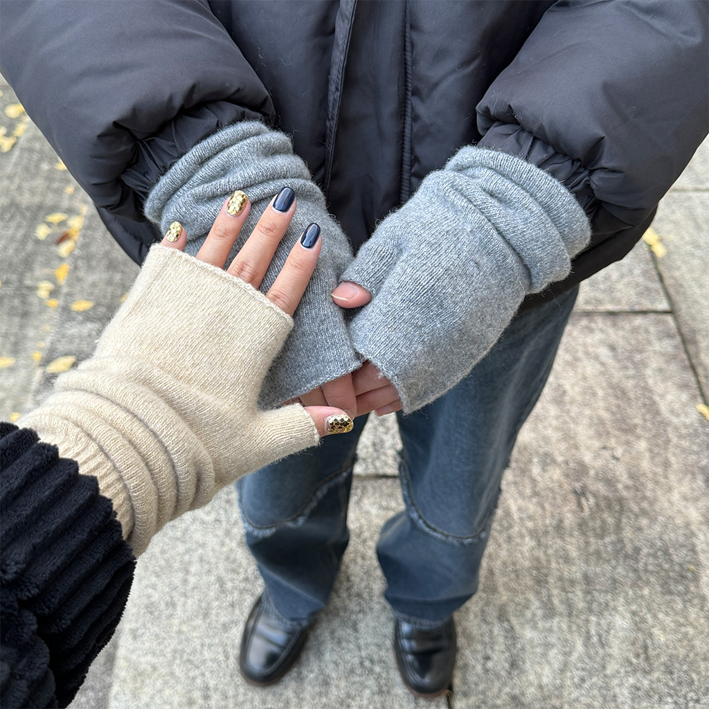 シンプルニットハンドウォーマー