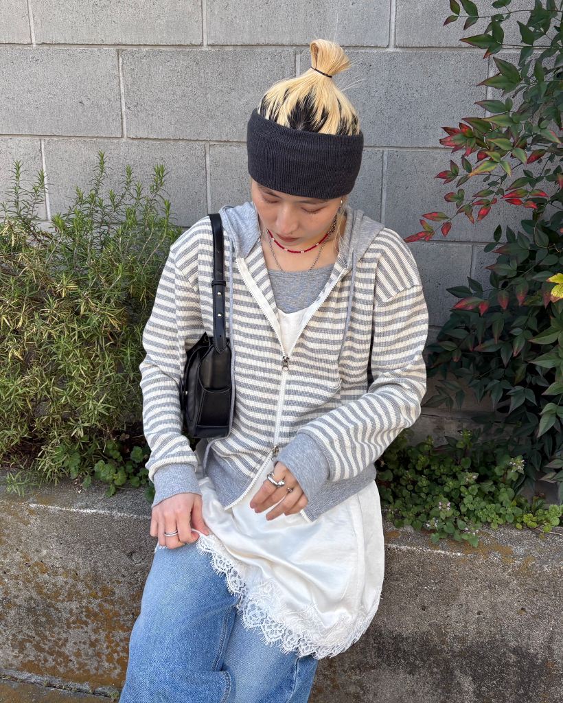 ボーダーセミクロップドダブルジップワッフルパーカー