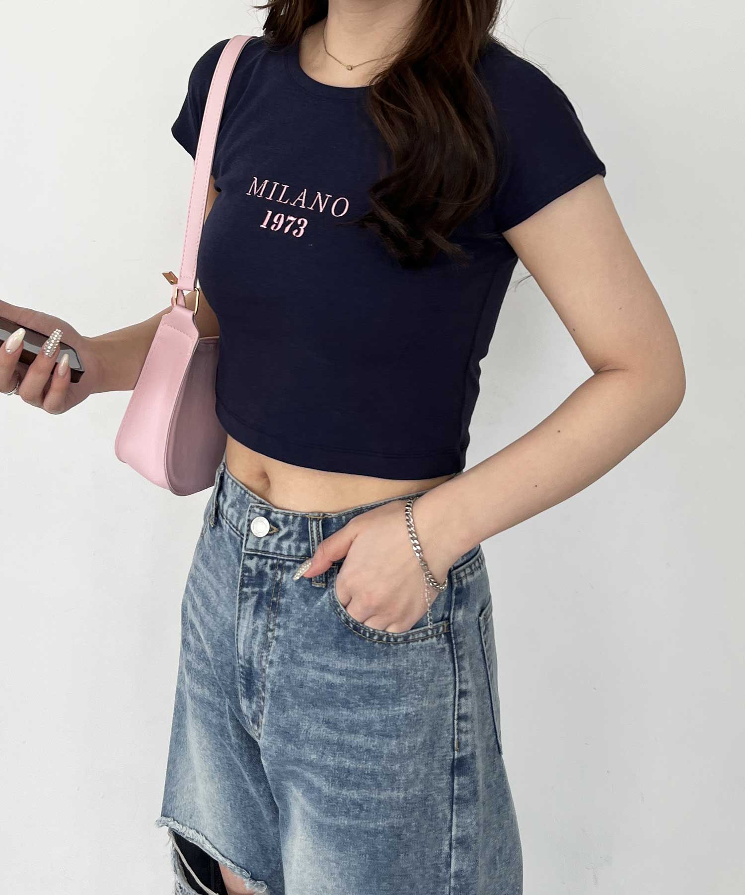 刺繍ロゴコンパクトピチTシャツ | ファッション通販サイト NUGU
