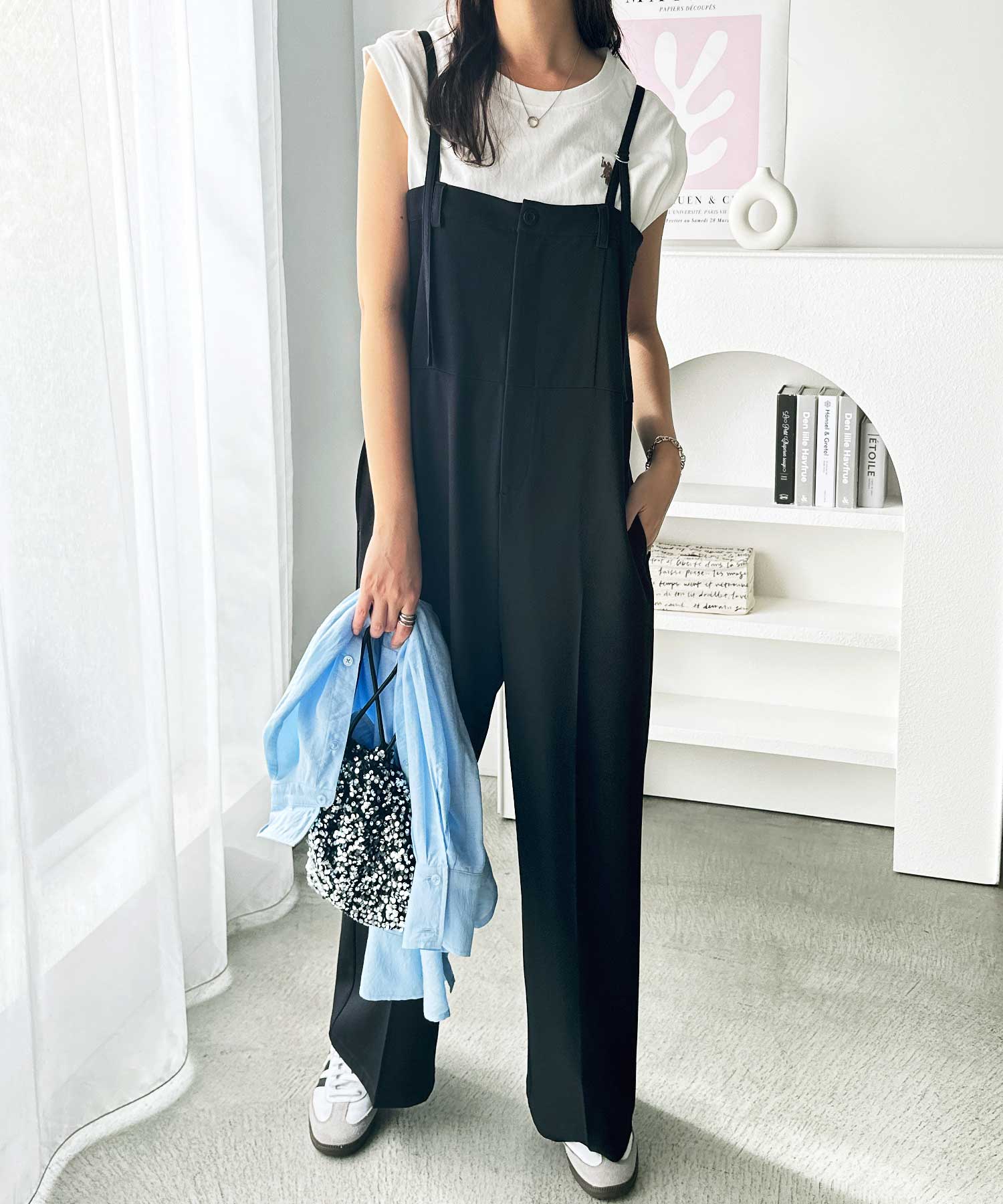 この夏のマストアイテム！とろみ素材ワンボタンベアキャミサロペット