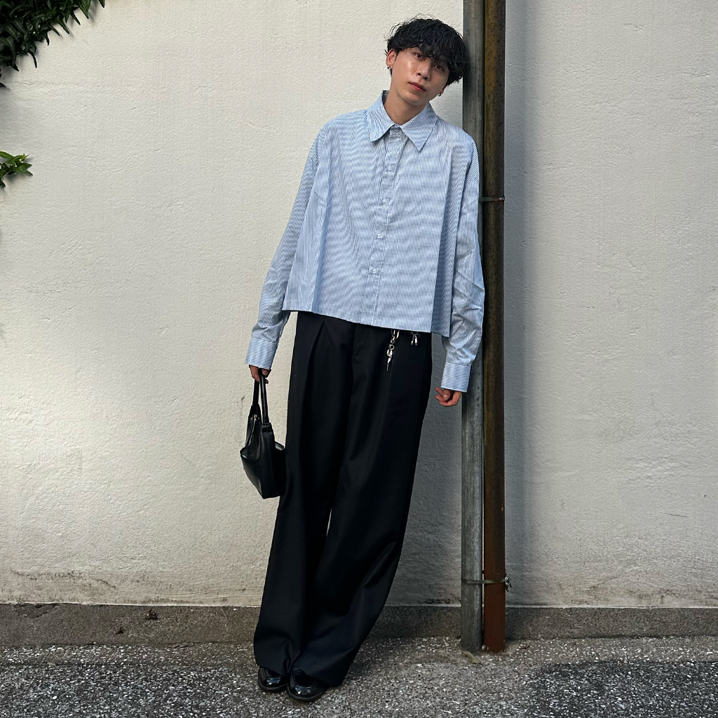 美品　SHIPS ショルダーバッグ　黒　ユニセックス　シボ革　シンプル ワンショルダーバッグ ナイロン ジップ ユニセックス 鞄