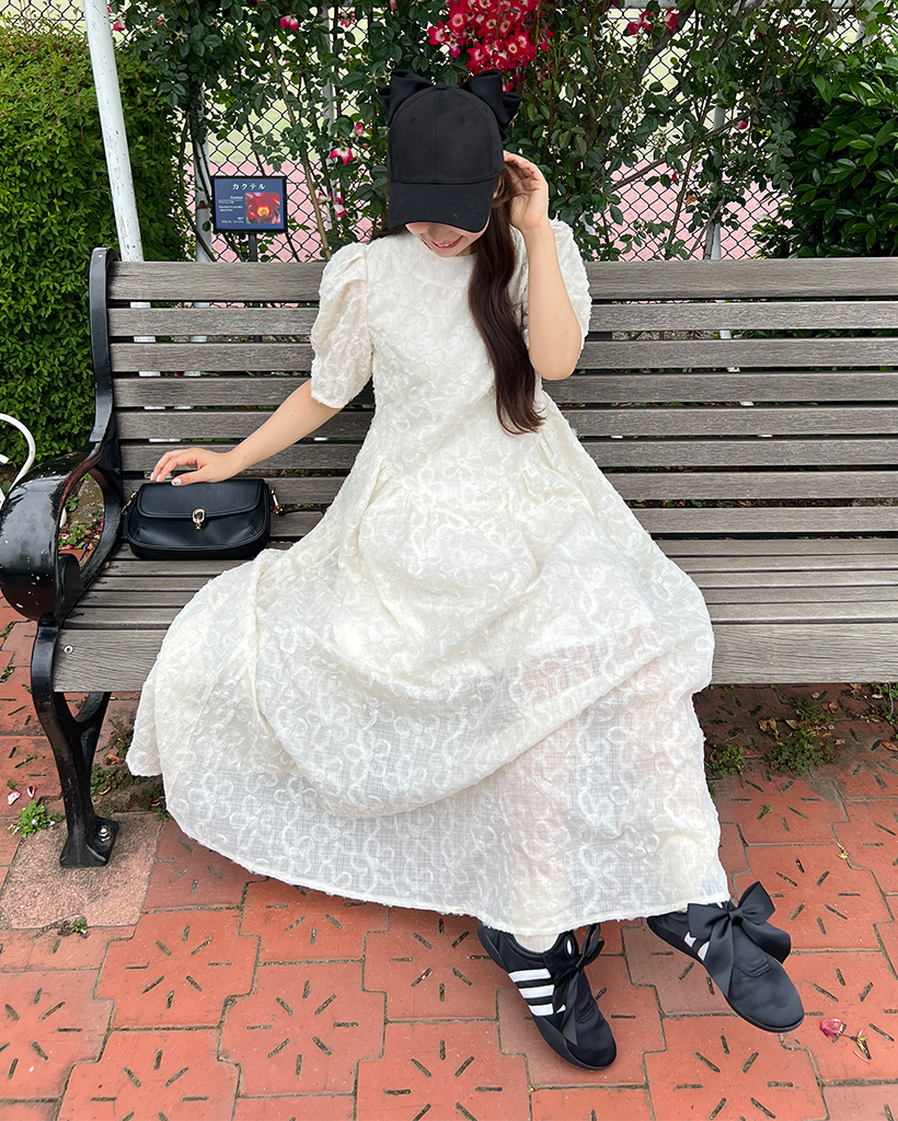 ミニマム　アンティークフラワーロンパース フラワー刺繍ワンピース （ロング・マキシ丈ワンピース）｜any
