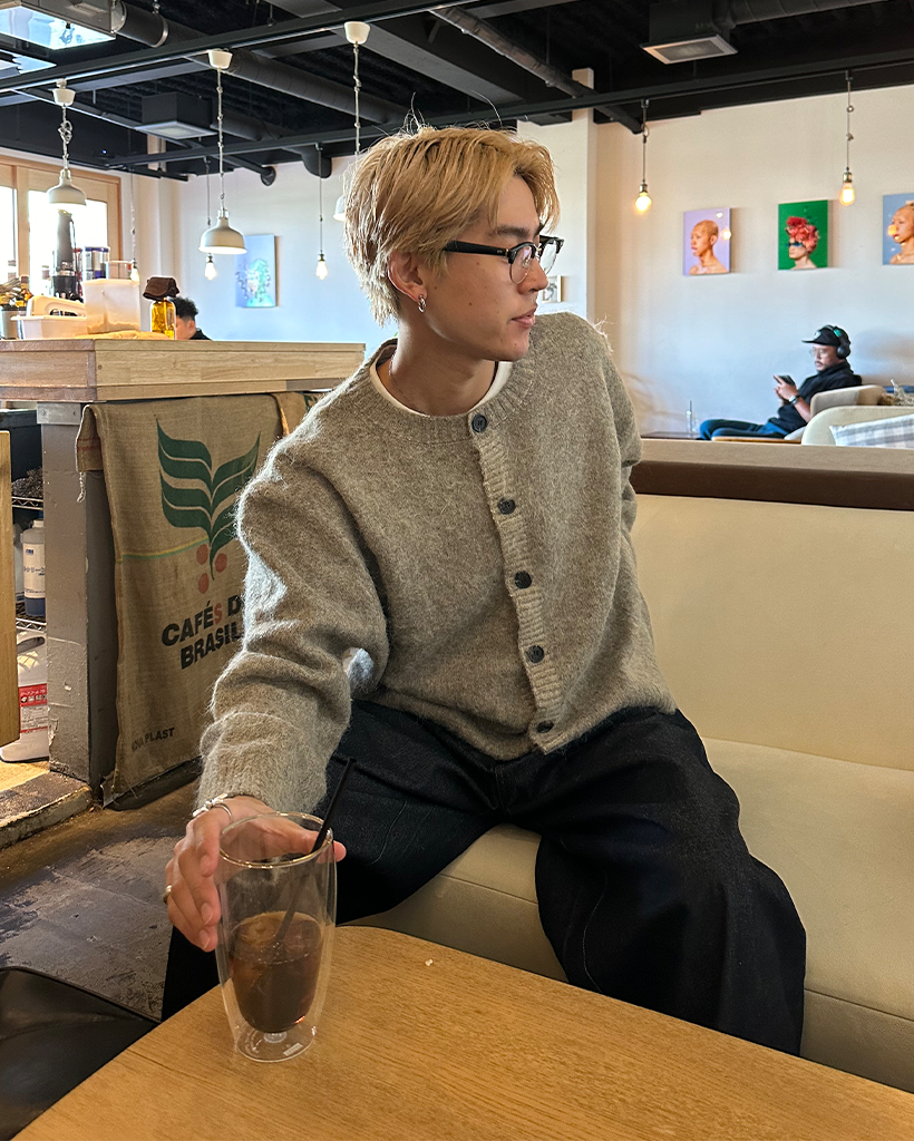 ウールラウンドカーディガン