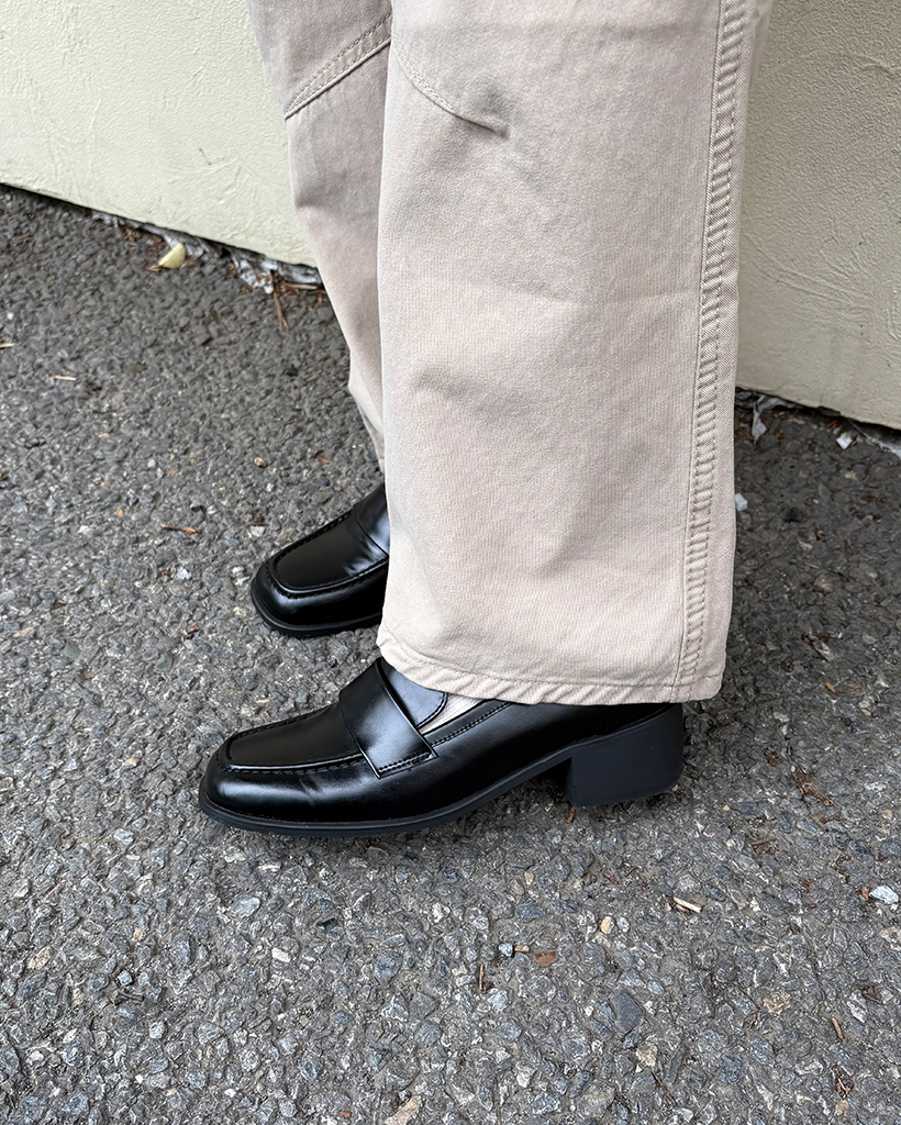 ルミナピール スクエアトゥミドルヒールローファー | ファッション通販サイト NUGU