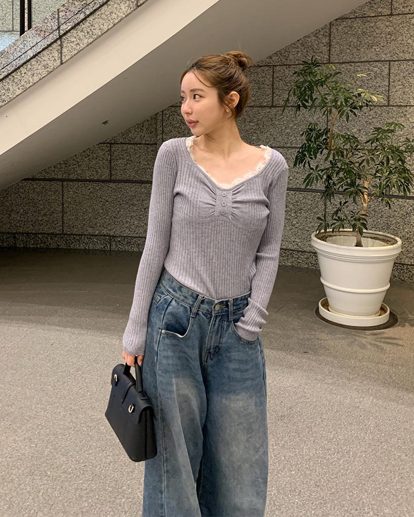 レースネックラインリブニット