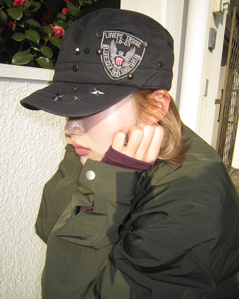 アーミーワッペンスタッズレイルロードキャップ