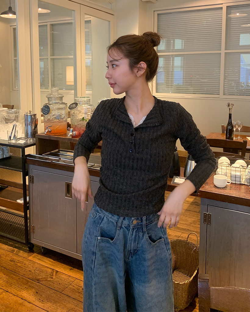 レースレイヤードボタンポイントTシャツ