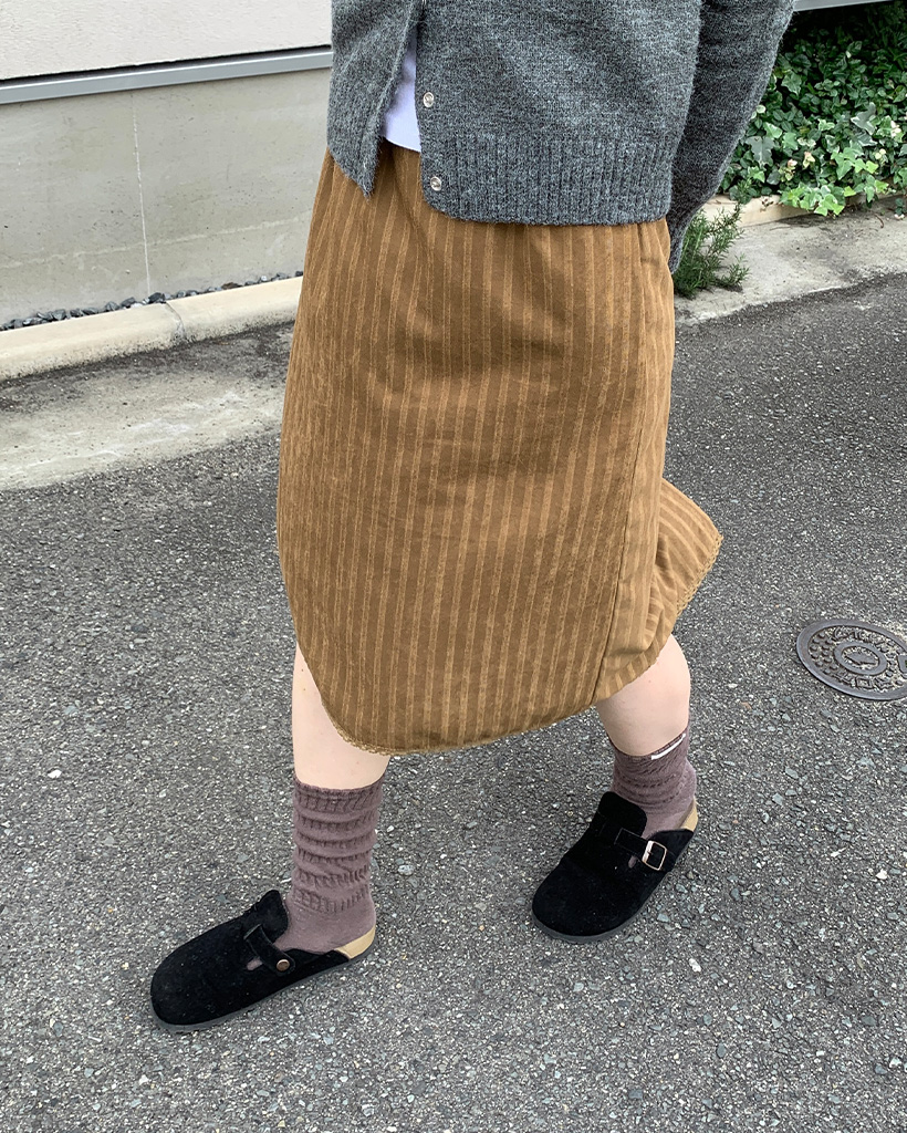 ストライプミドル丈スカート