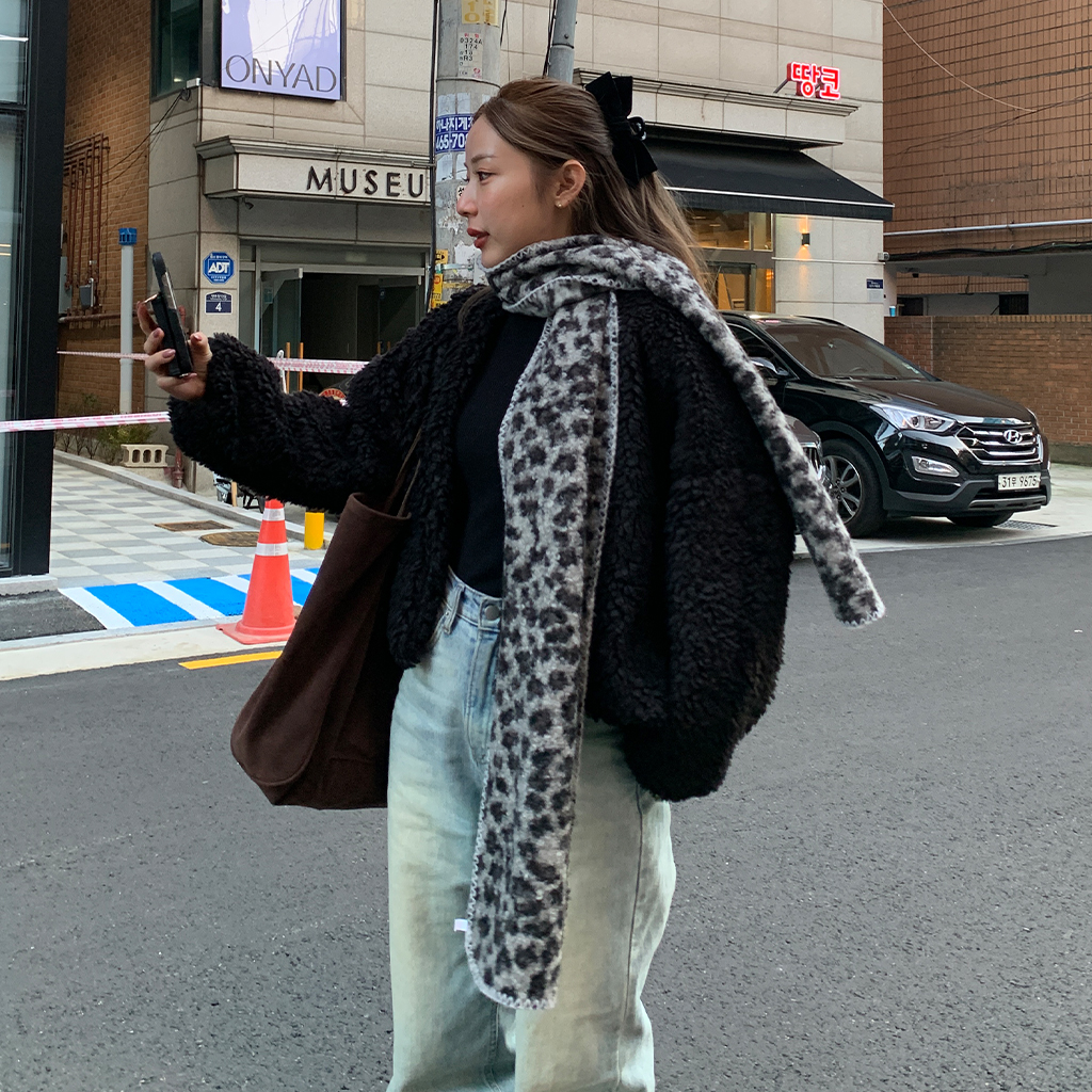ヒョウ柄シフォンマフラー 楽天市場】送料無料 ヒョウ柄 シフォン ストール 大判 Chiffon