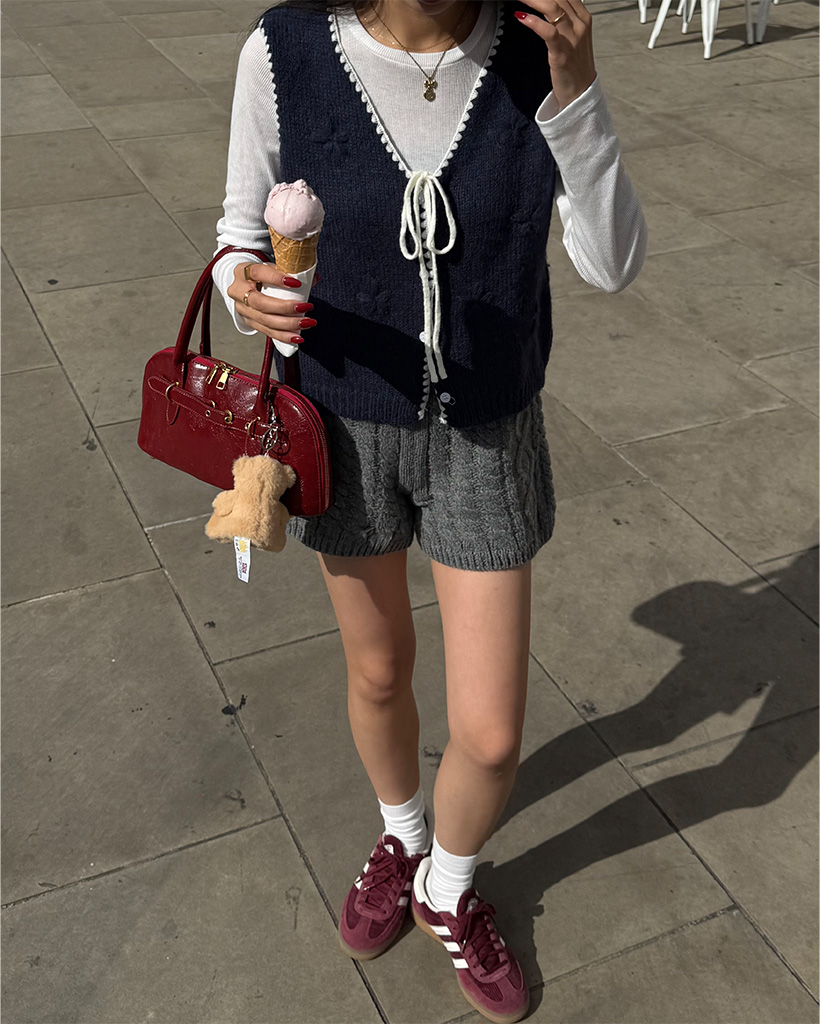 フラワーステッチストリングニットベスト