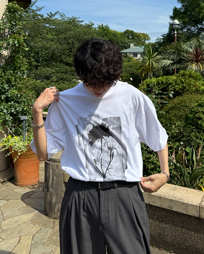 ローズグラフィックハーフTシャツ | ファッション通販サイト NUGU