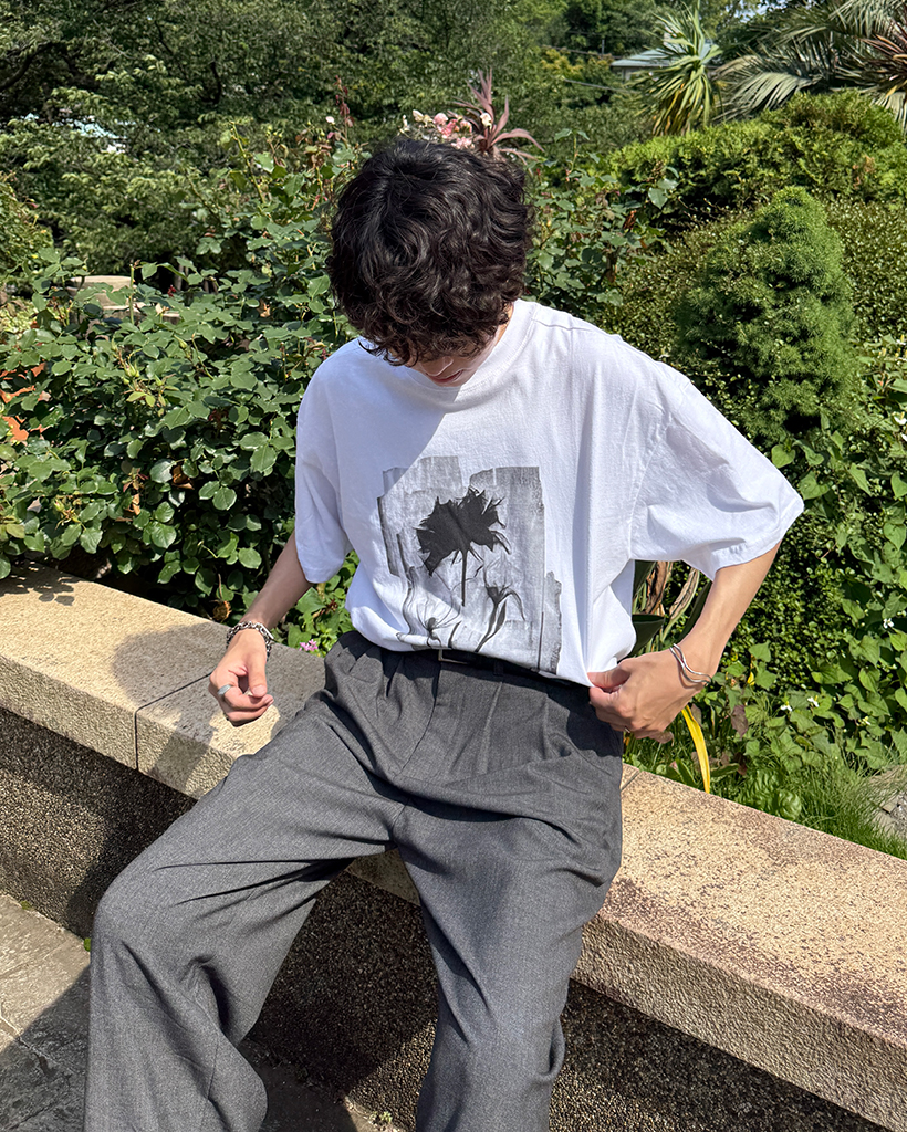 ローズグラフィックハーフTシャツ | ファッション通販サイト NUGU