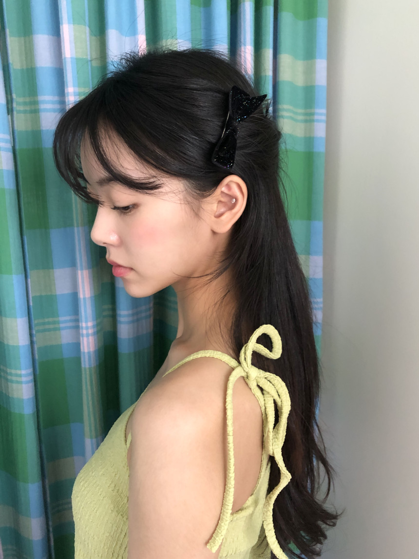 ●ヘアリボンセット セール】〈VATSURICA〉レザー リボン ヘアクリップ 2本セット