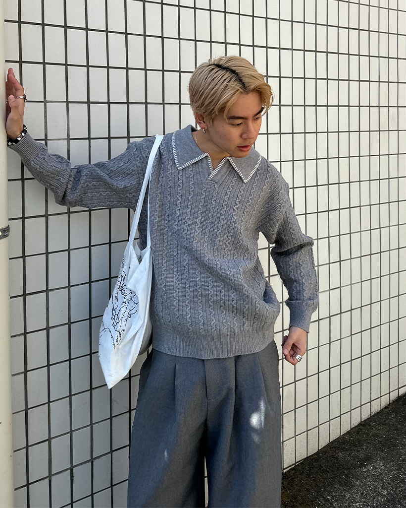 ステッチカラーケーブルニット