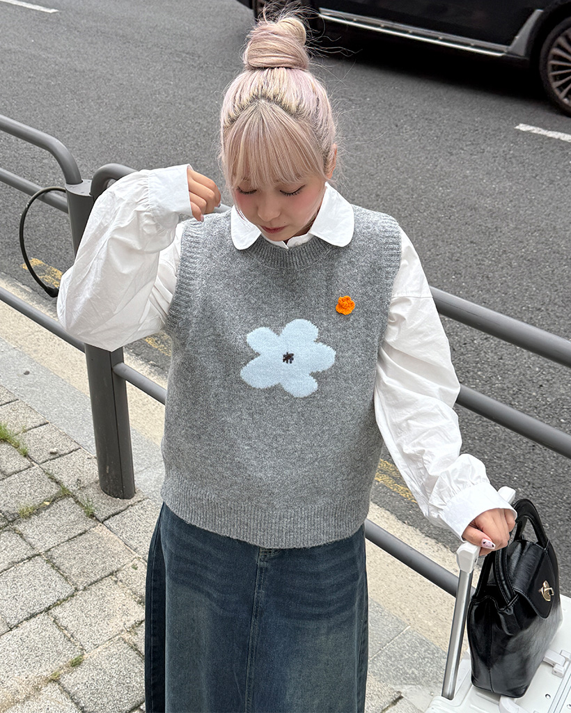 ヴィンテージフラワーニットベスト フラワーフォール刺繍コットンニットベスト（ベスト）｜SUPER HAKKA
