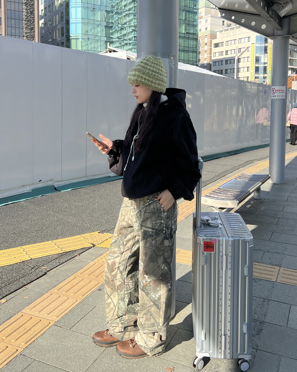 【Libelice】スノーパンツ　カモフラージュ柄 Lサイズ Libelice】スノーパンツ カモフラージュ柄 Lサイズ