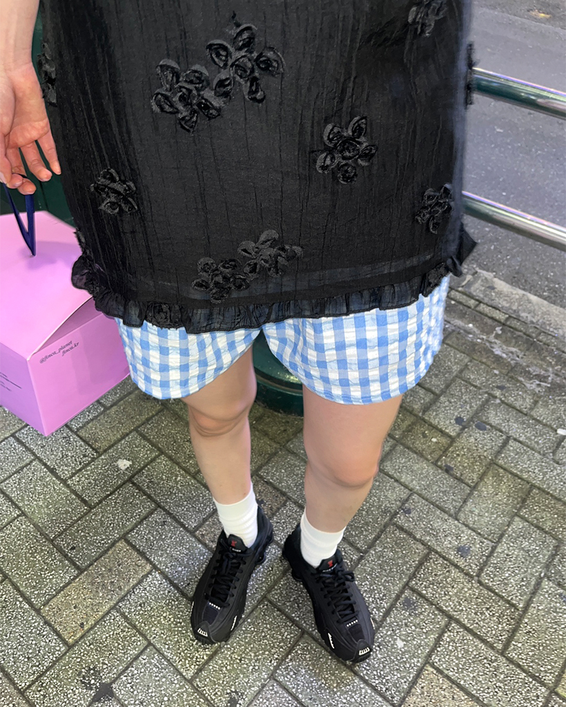 MIUMIU 猫柄ギンガムチェックショートパンツ MIUMIU 猫柄ギンガムチェックショートパンツ - メルカリ
