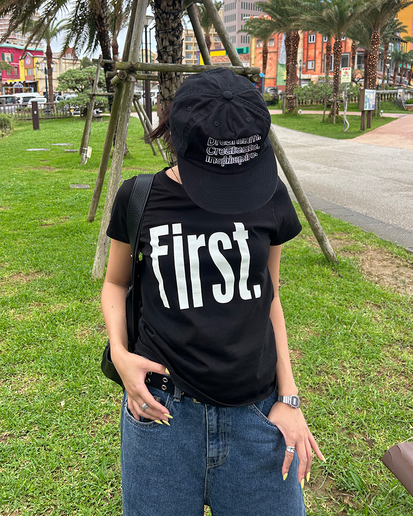 First.レタリングハーフTシャツ