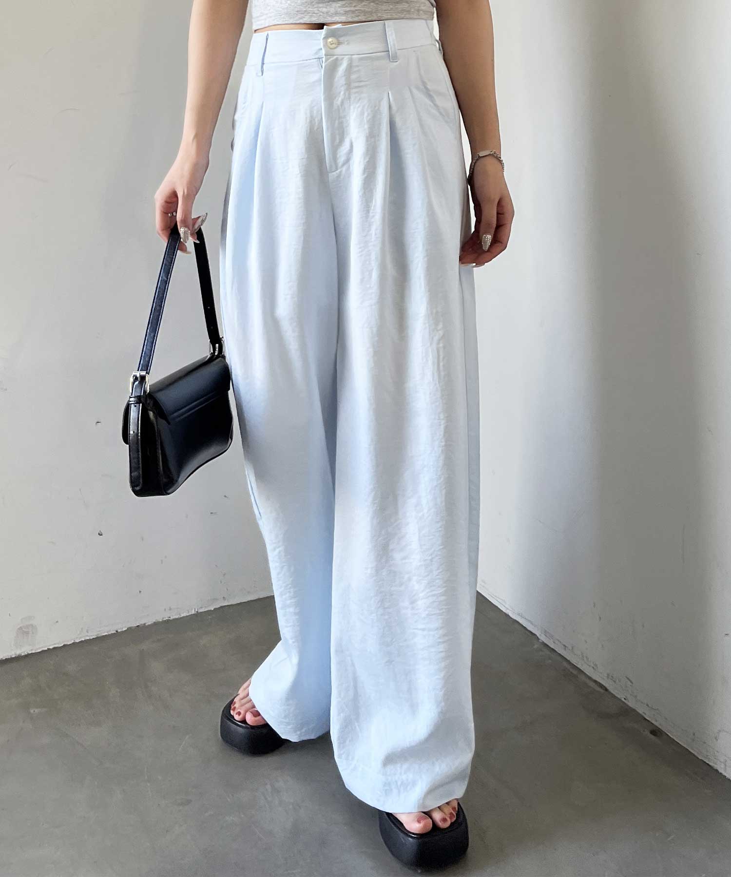 新品タグ付きSpick & Span ホワイト36ハイウェスト　ワイドパンツ 新品タグ付きSpick & Span ホワイト36ハイウェスト ワイドパンツ Spick