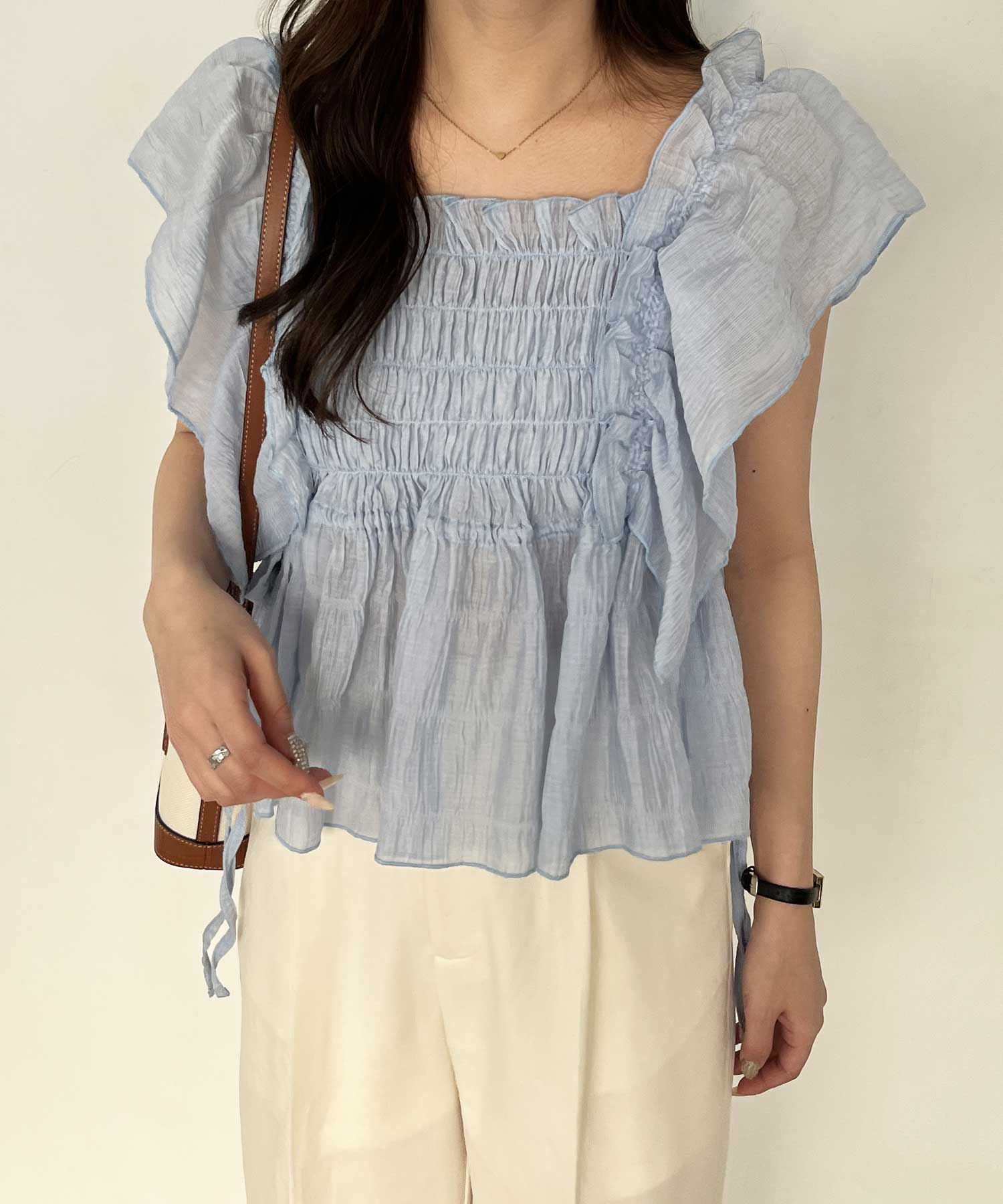 フリルシャーリングブラウス | ファッション通販サイト NUGU