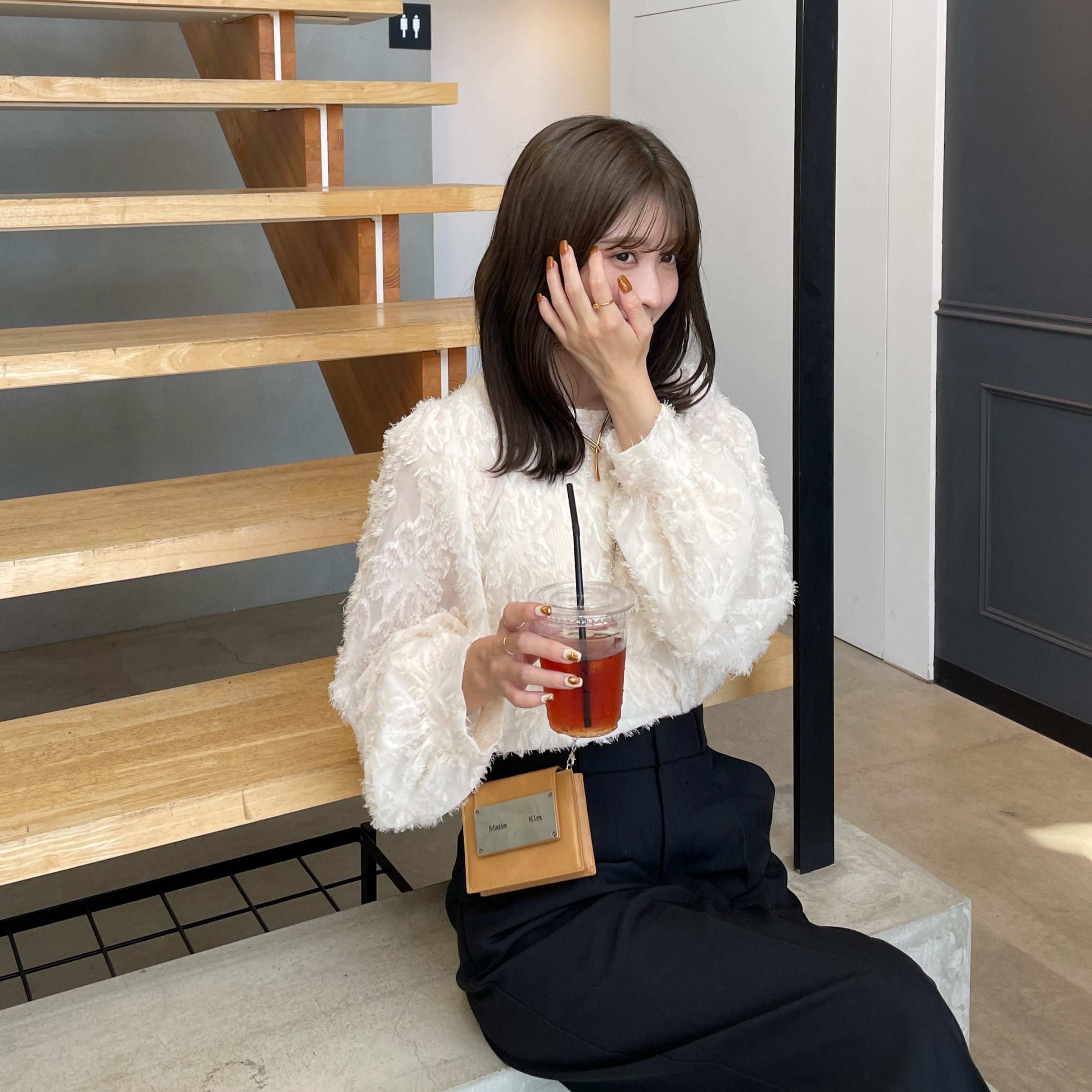 herish balloon blouse