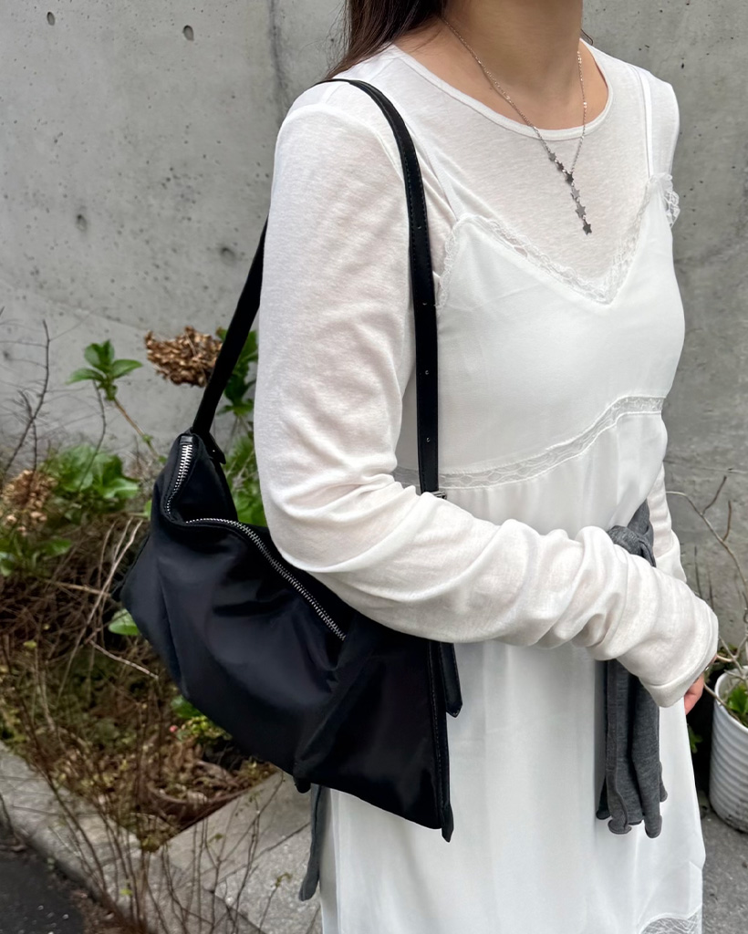 スクエアショルダーバッグ