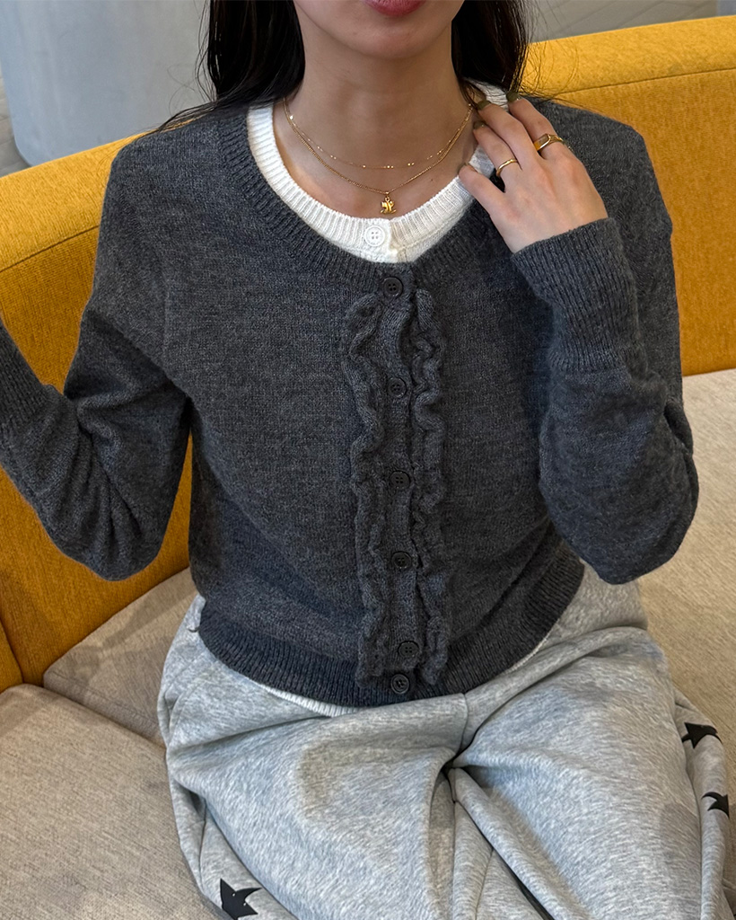 レイヤードポイントフリルカーディガン