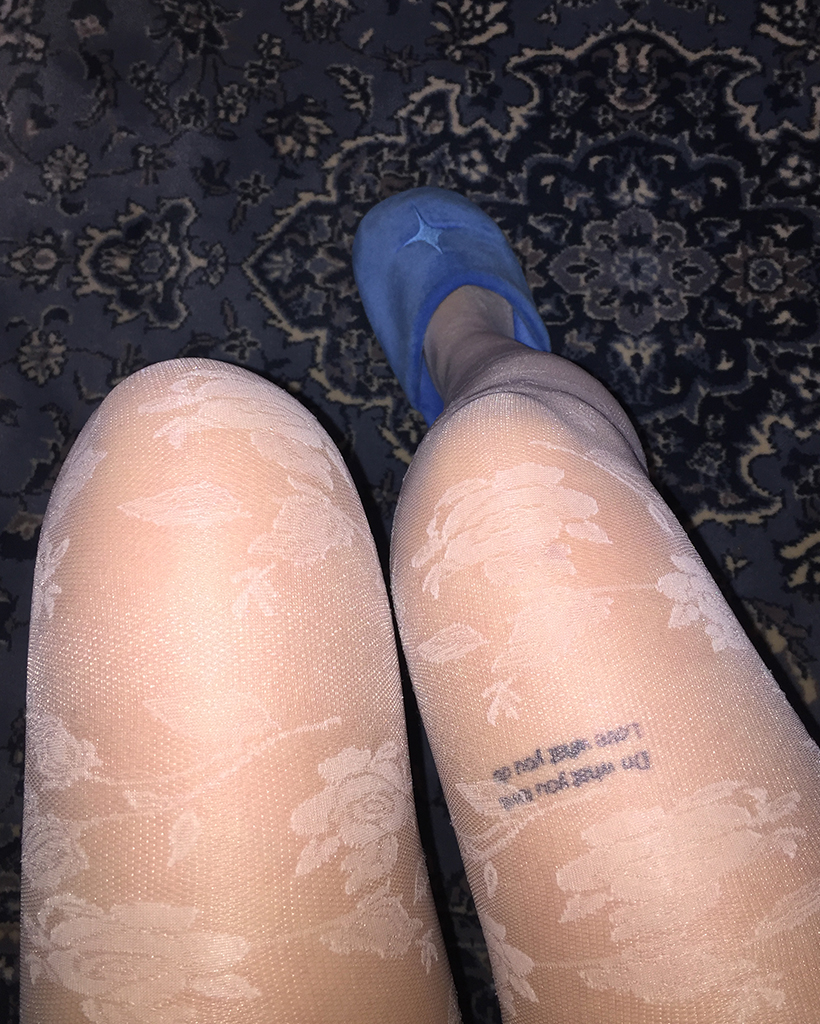 ローズパターンストッキング