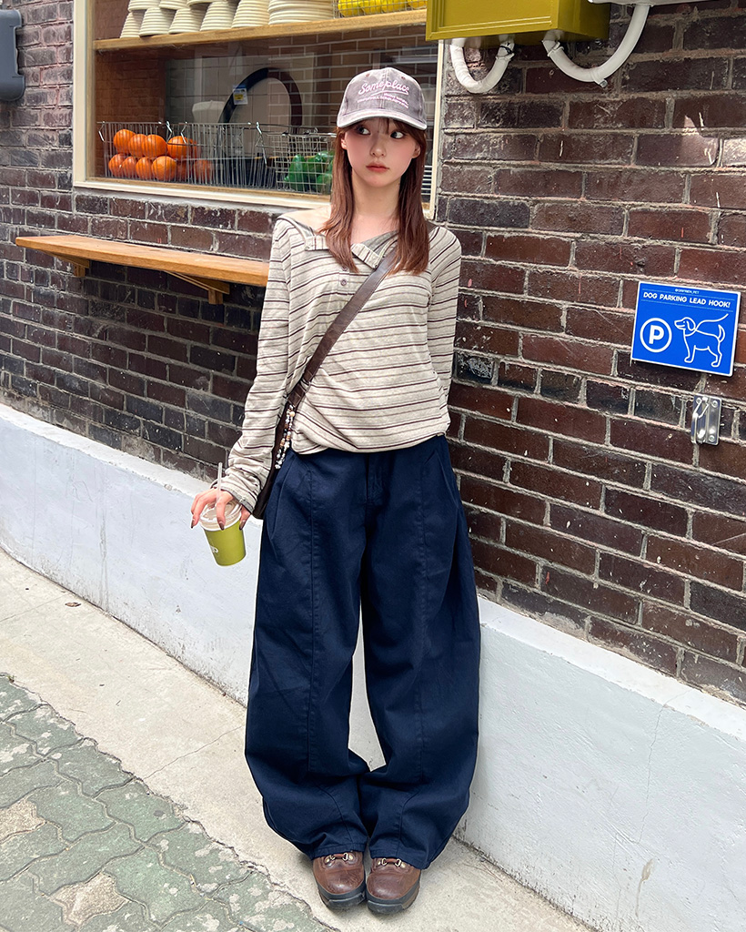 ムードストライプオフショルダートップス | ファッション通販