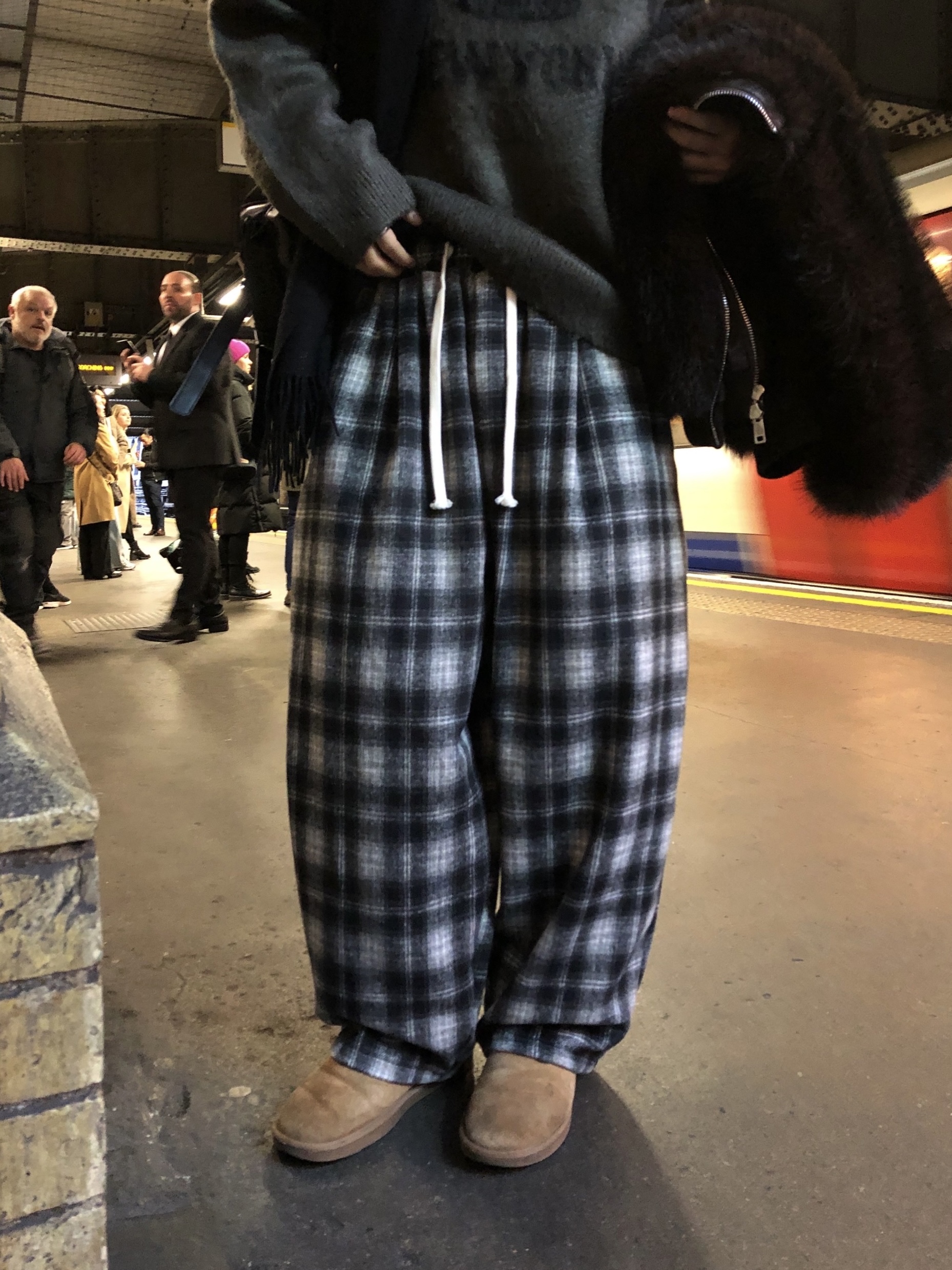 チェック柄 バルーンパンツ | ファッション通販サイト NUGU