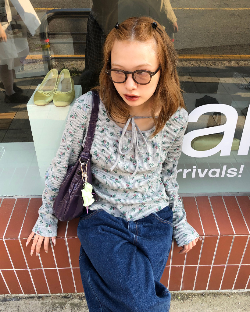 ホルターヘンリーネックフラワーリブロングTシャツ | ファッション