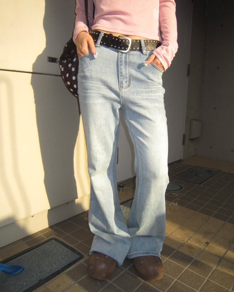 ダブルスタッズベルトセットブーツカットコットンパンツ