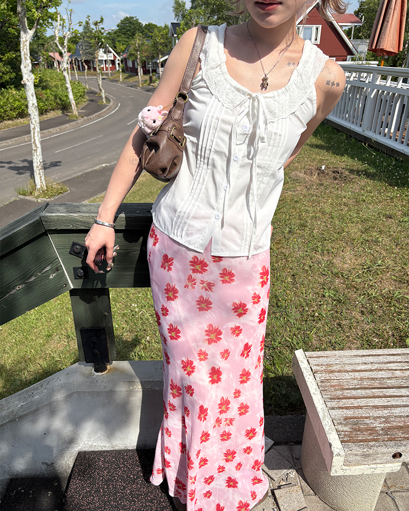 スカラップレースネックピンタックタンクトップブラウス