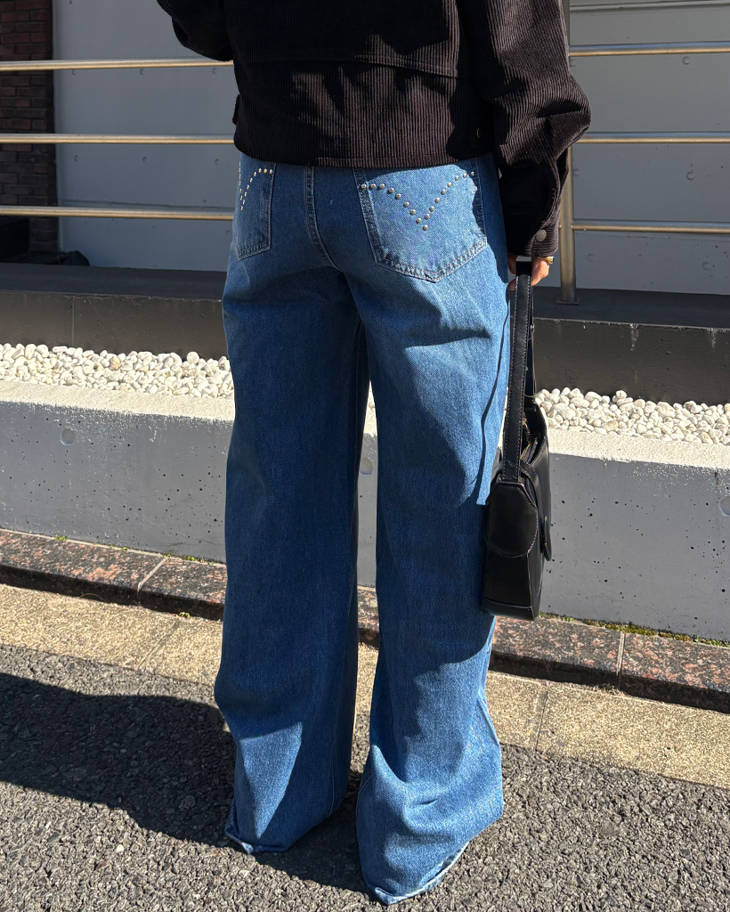 アウトシームスタッズワイドデニムパンツ | ファッション通販サイト NUGU